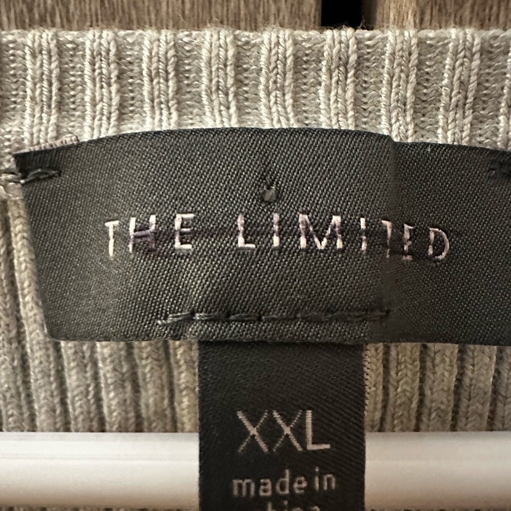 Gray Ribbed Women's Top - Picture 6 of 6